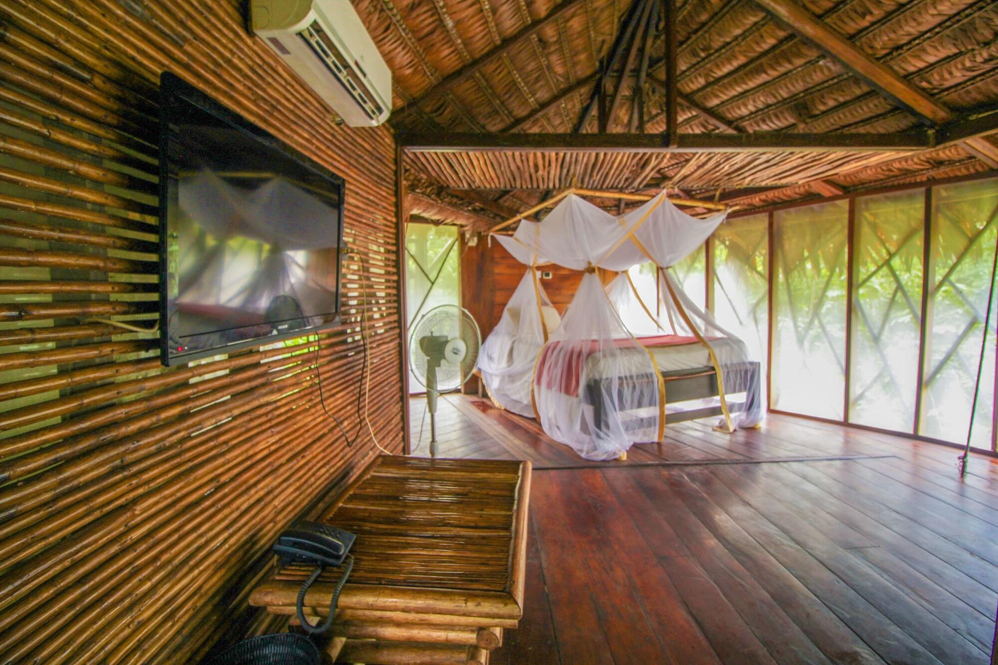 On Vacation Amazon Hotell Leticia Exteriör bild